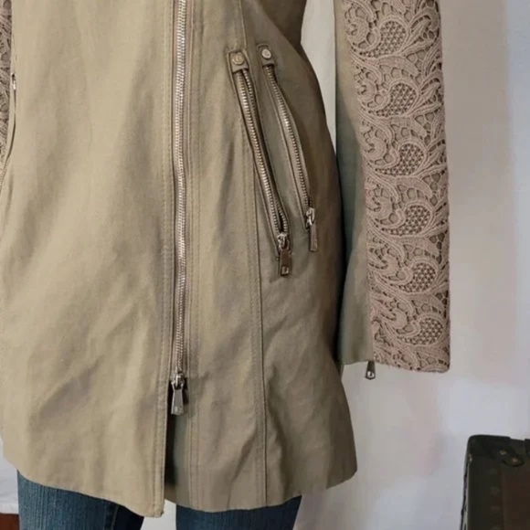 Dawn Levy Lia Lace Sleeve Hooded Utility Jacket - Picture 4 of 16